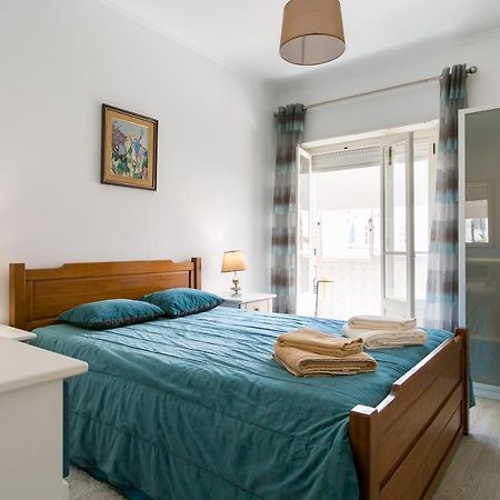 Apartament Isabel Dream Iv, 400M From The Train Mem Martins Zewnętrze zdjęcie